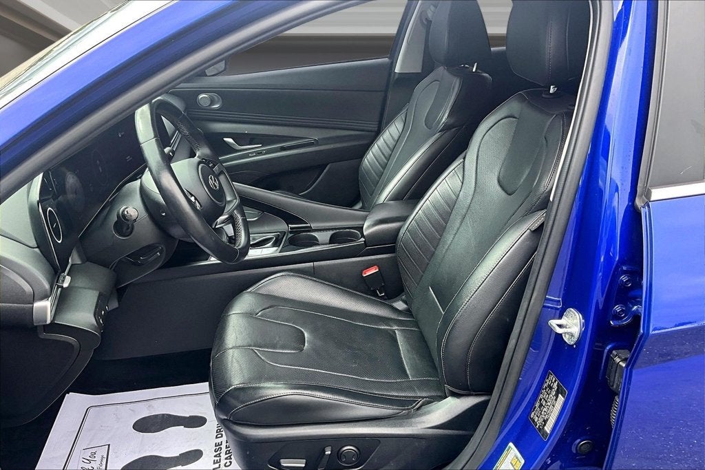 2022 Hyundai Elantra Limited