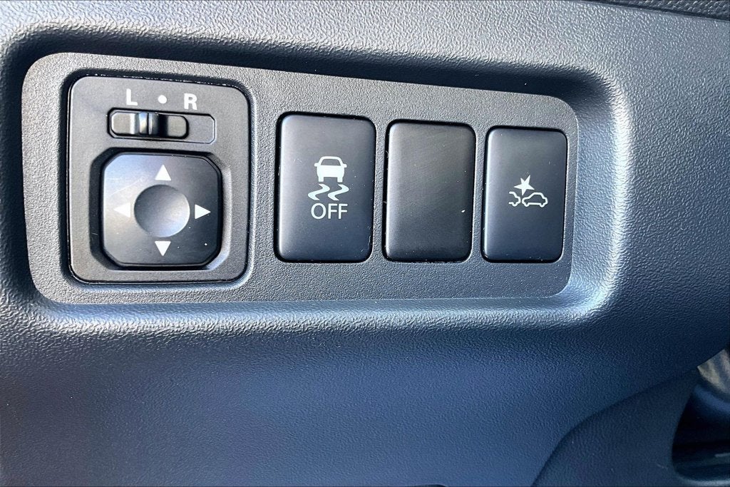 2021 Mitsubishi Mirage LE