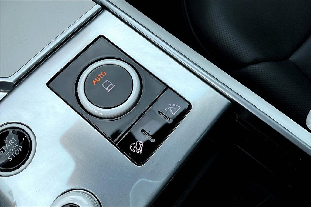 2023 Land Rover Range Rover SV